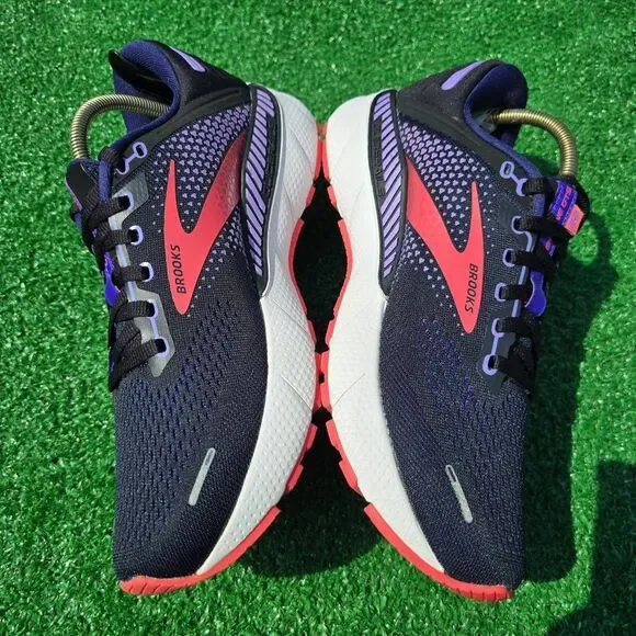 Brooks adrenaline GTS 22 - Women's Runnig shoes - Size 9 - Picture 7 of 11